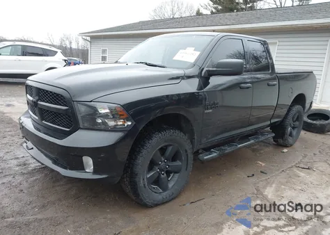 2019 Ram 1500 Classic Express 4X4 6'4 Box z USA, uszkodzony, nr VIN 1C6RR7FGXKS542165